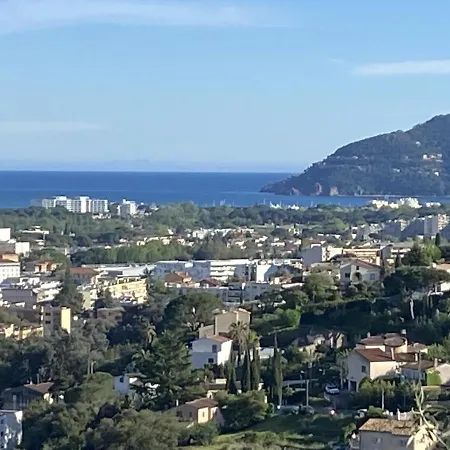 Belle Vue Mer Avec Piscine 别墅 Mandelieu